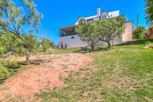 2121 Hillside Dr (60)