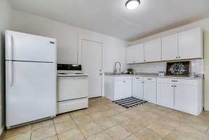 499 W 47th St (10)