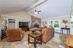 312 Valleyview Dr (4)