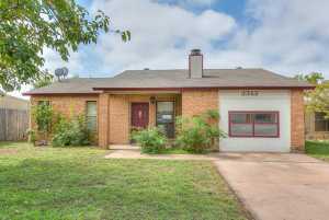 3313 Adrian St (2)