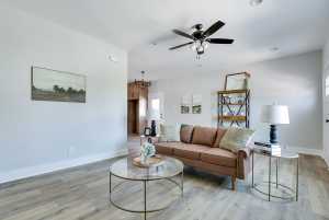 1033 Holiday Dr (2)