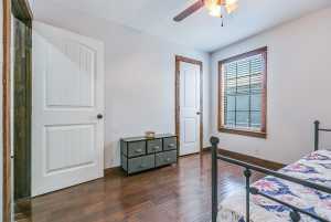 2706 San Antonio St (23)