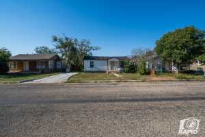 2326 Guadalupe St (2)