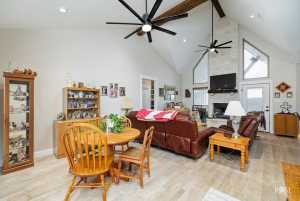 4400 Bobcat Trail (8)