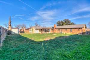 1002 Country Club Rd (25)