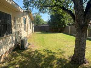 2531 TCU Ave (25)