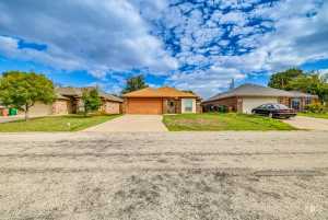 38 Amberwood Dr (2)