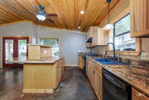 2218 Joy Rd (11)