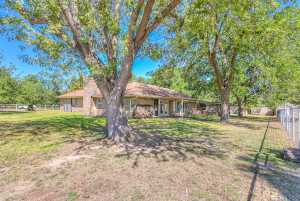 8006 S Country Club Dr (17)