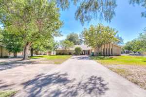 8006 S Country Club Dr (21)