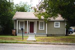 1220 Howard Ave (4)