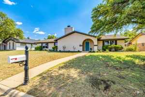 3609 Sunset Dr (2)