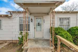 805 Mesquite Ave (6)