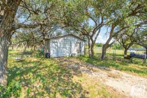 9286 County Road 2335 (34)